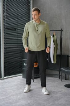 Стильный мужской комплект приталенная оливковая рубашка брюки черные зауженные, Оливковый, 2XL