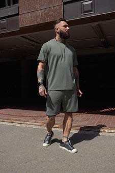 Мужской летний комплект оверсайз оливковый футболка и шорты хлопок, XL