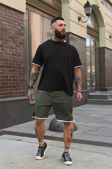 Чоловічий комплект чорна футболка оливкові шорти з кантом, XL