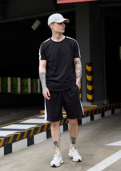 Чоловічий літній комплект чорний Ломпас футболка + шорти з лампасом бавовна, Черный, XL